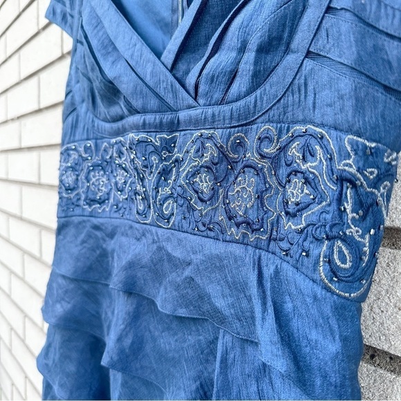 ADRIANNA PAPELL Occasions Blue Embroidered Tiered Dress Cocktail - Picture 3 of 10